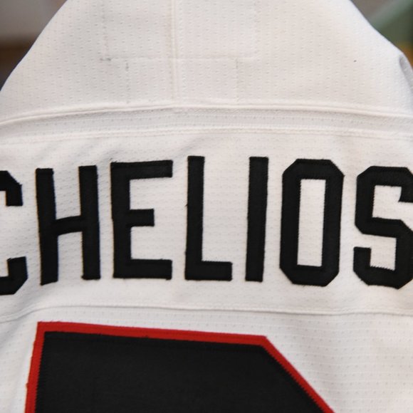 Chris Chelios Blackhawks *Authentic* Nike Home Jersey size 44 Made in Canada MIC - Picture 16 of 16